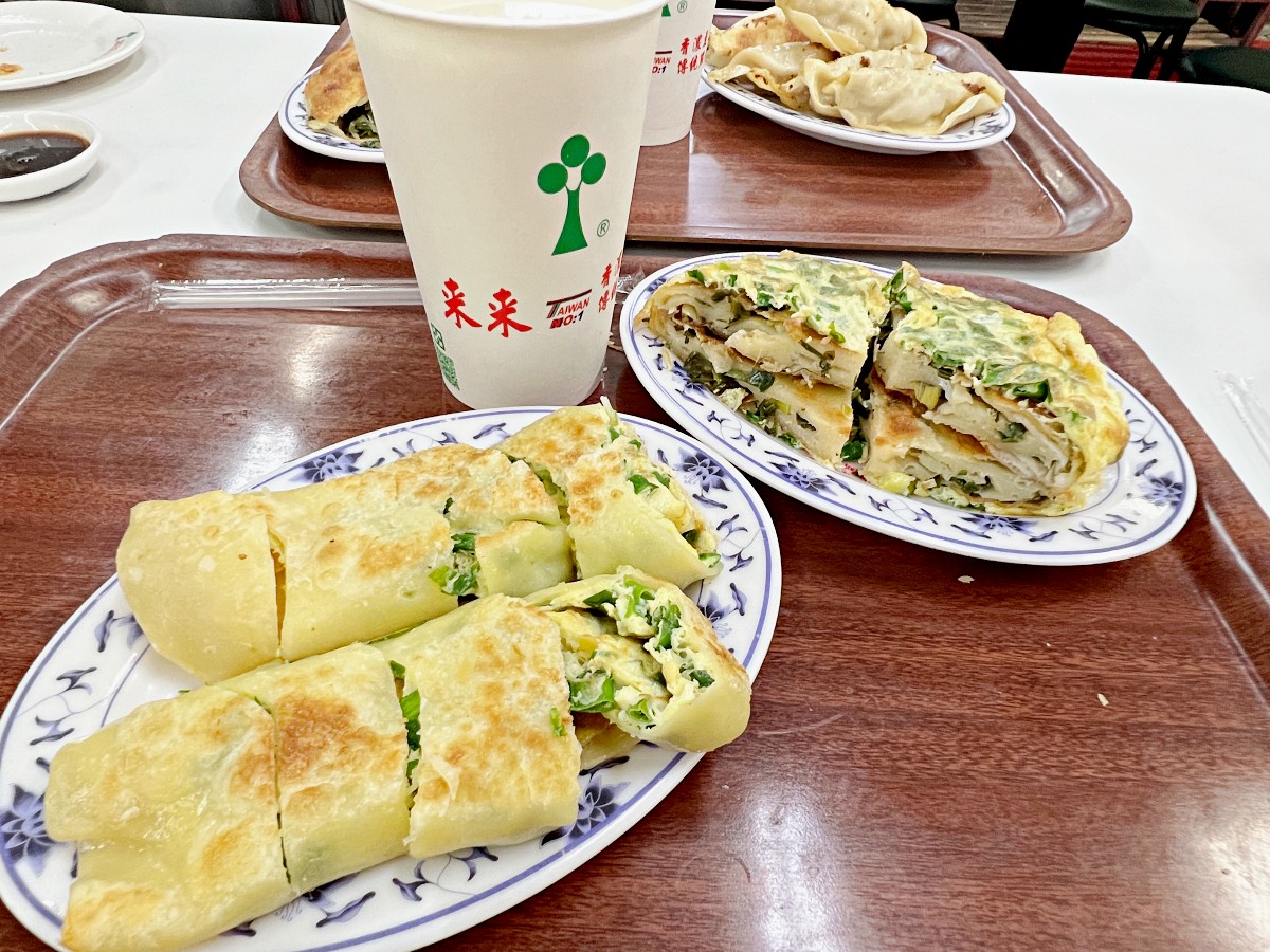台北除了阜杭豆漿還有這兩家必吃！中正區「青島豆漿店」、內湖「來來豆漿店」都是傳統好滋味