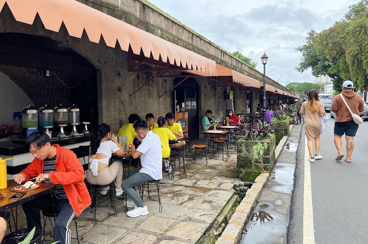 菲律賓馬尼拉旅遊景點推薦！漫步古王城區「Intramuros」，解鎖16世紀西班牙大航海時期輝煌一時的裏街深巷