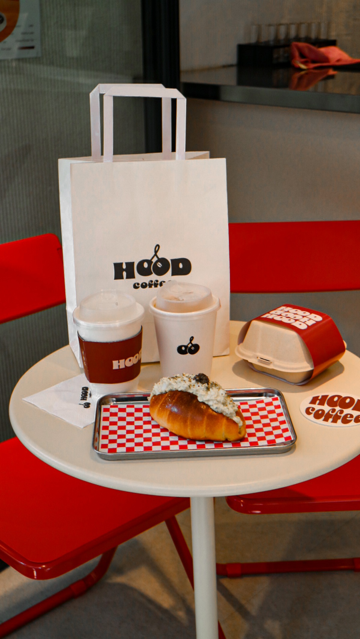 【咖啡店的甜點攻略】隱身東區巷弄的HOOD Coffee用甜點搭配咖啡調酒，讓你白天就能微醺一波