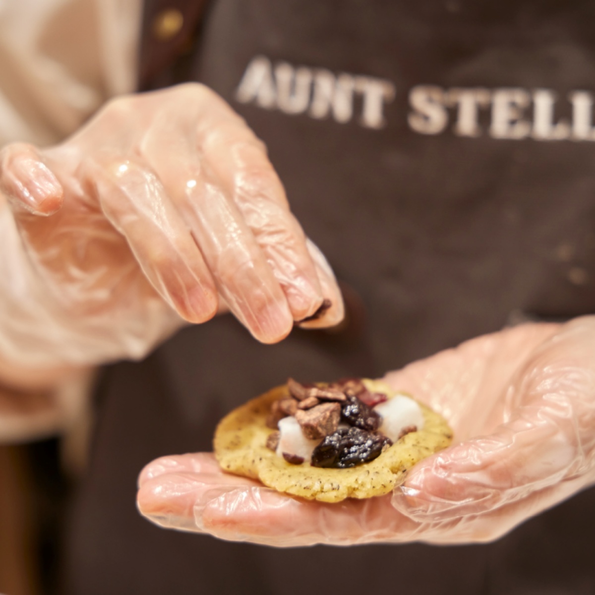 Aunt Stella首間形象店插旗東區！獨家販售現做美式軟餅乾，3大亮點總整理