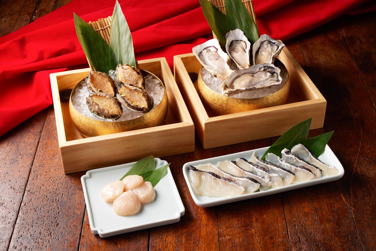 乾杯也推酸菜魚！麻辣45新出「川味酸菜魚鍋」，同時還能以鴛鴦鍋方式搭配經典重慶麻辣鍋