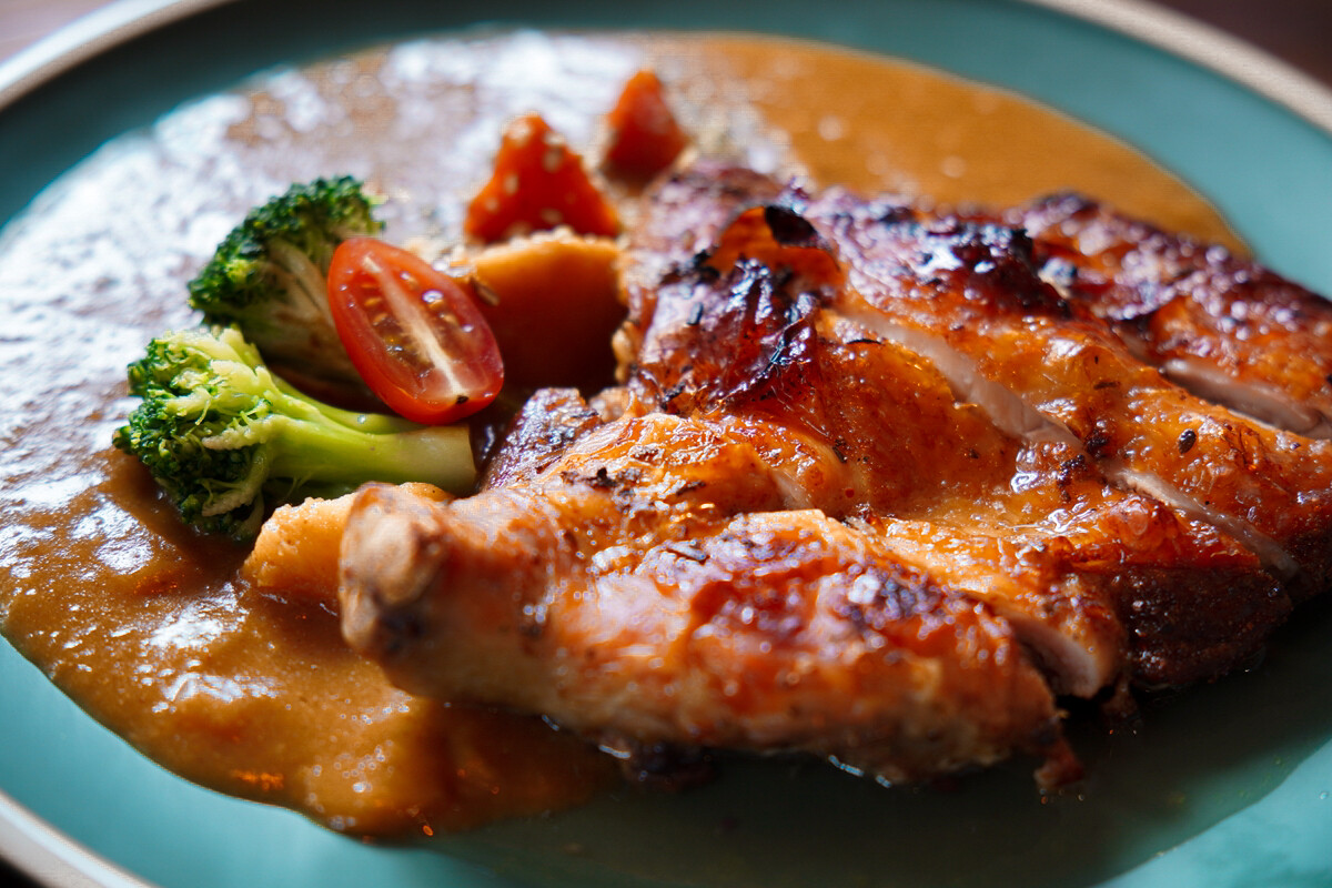 蘇嘻餐飲，用義式餐點結合咖哩