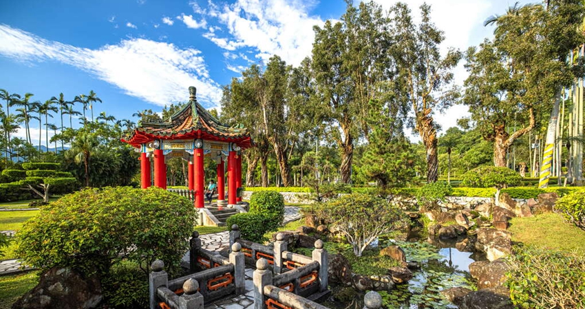 士林區藝文路線：士林官邸+台北表演藝術中心