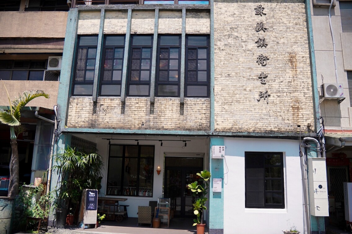 販售回憶的二手選物店「美好排泄 × 物是行」