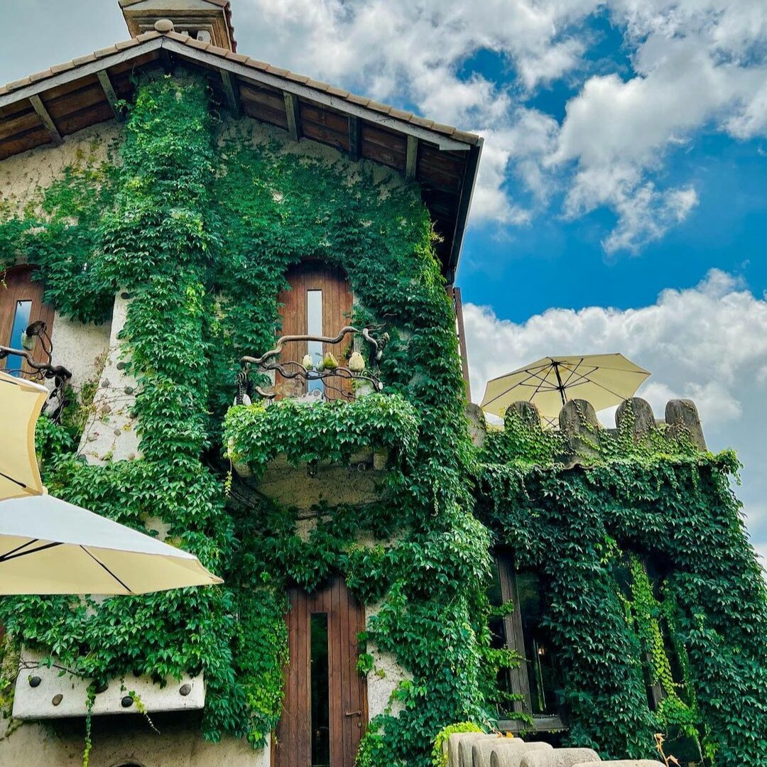 天空之城：歐式古堡景觀餐廳