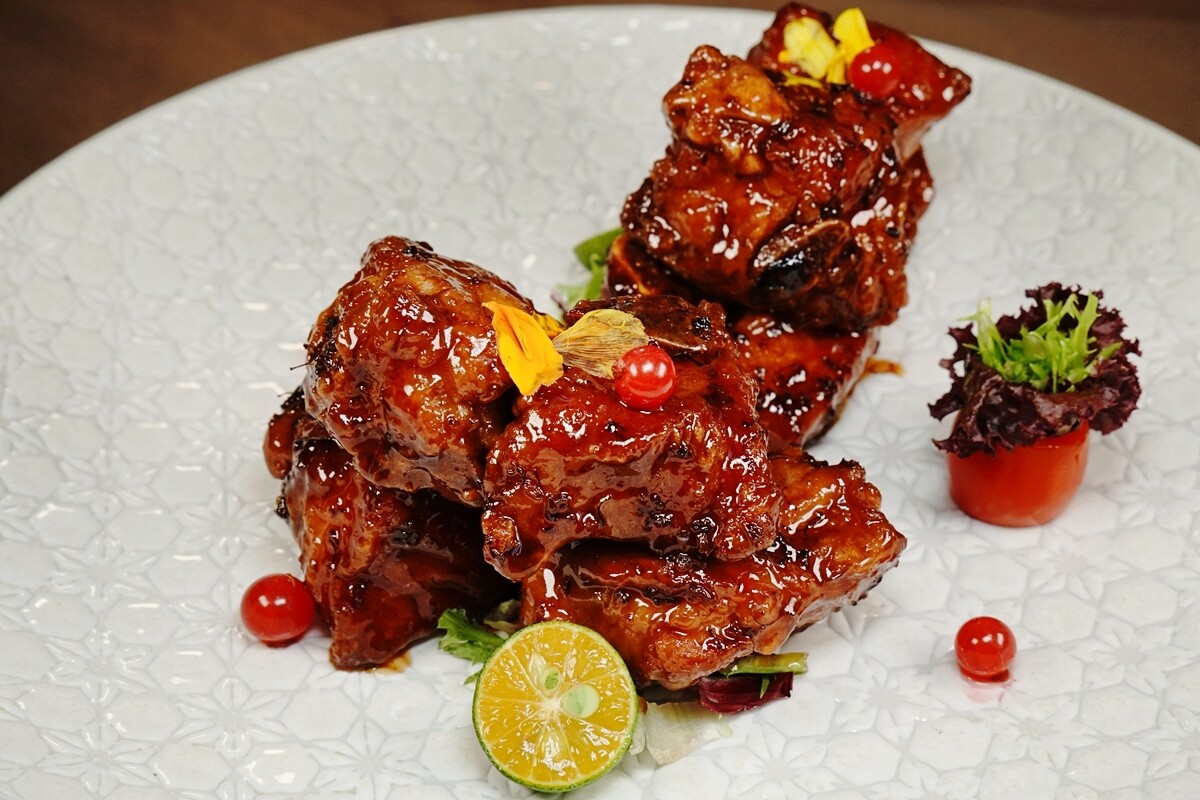 2樓聚味軒聚焦百味，與阿桐師共推中泰創新料理